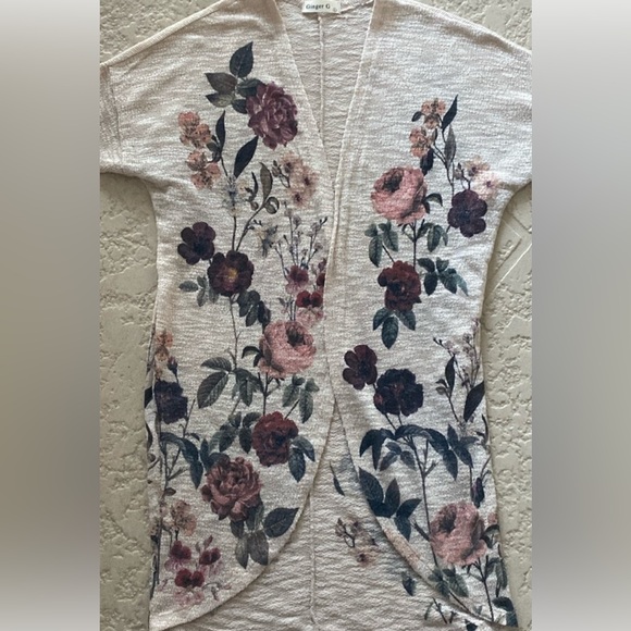 Ginger G Boutique Hand painted Floral Knit Cardigan size XS - Picture 7 of 7